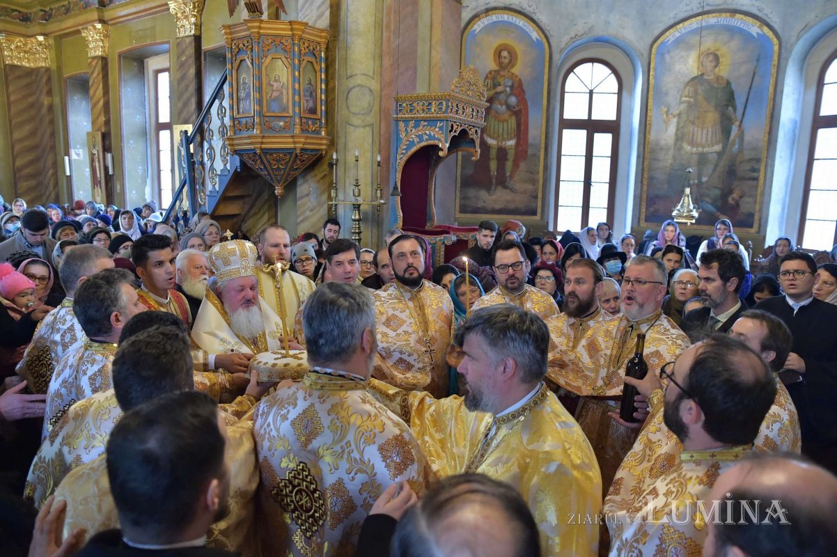 Zi de hram la paraclisul Facultății de Teologie „Justinian Patriarhul” 235318