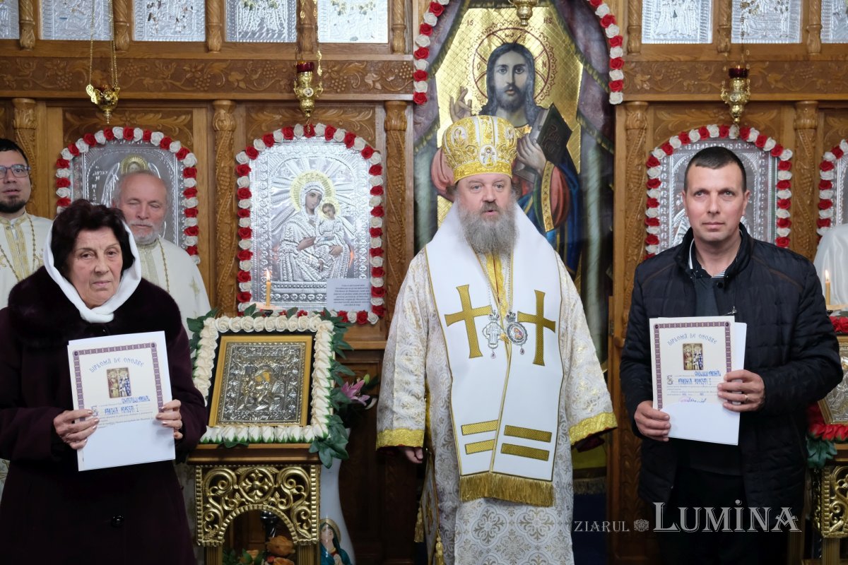 Binecuvântarea lucrărilor realizate la o parohie prahoveană 235417