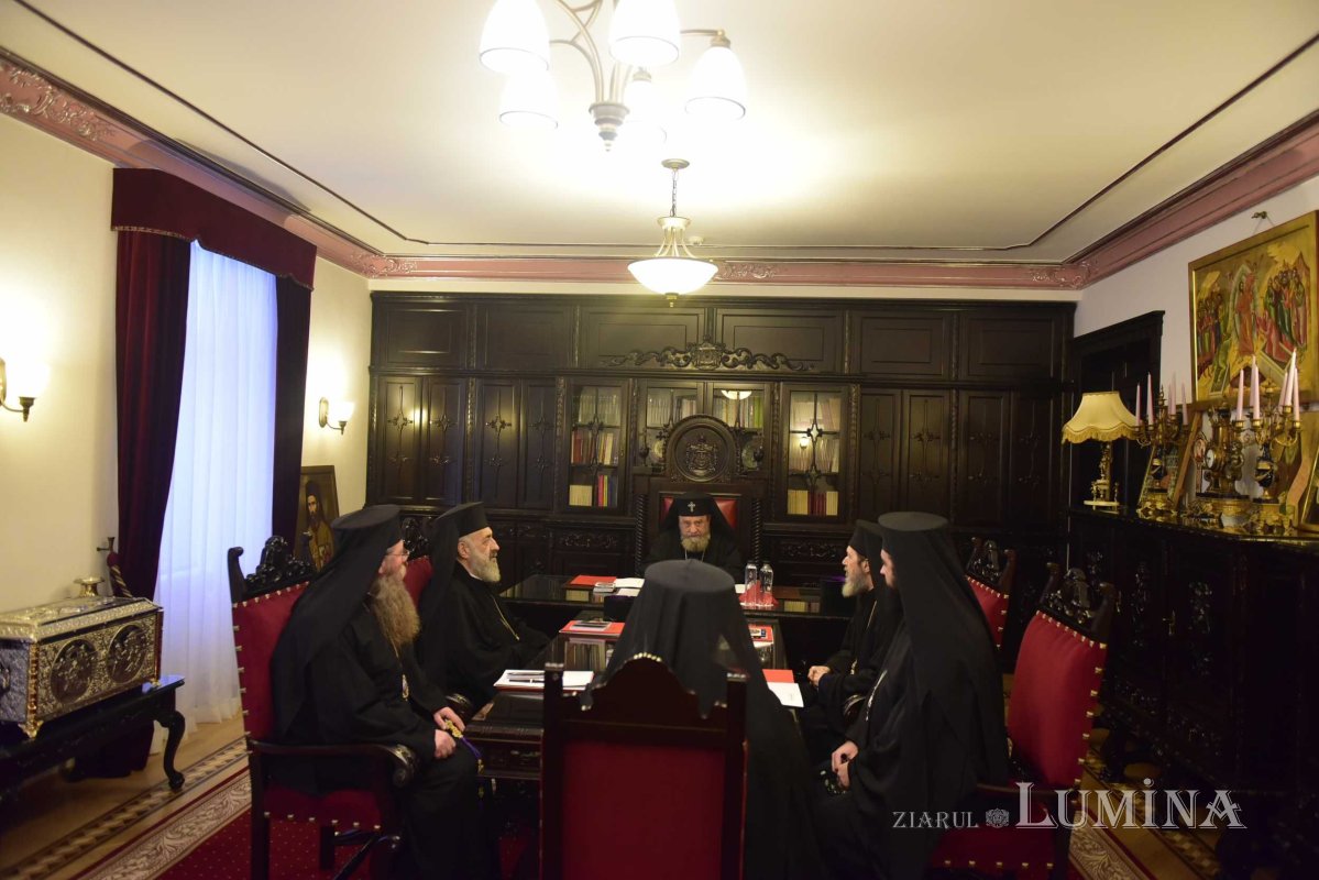 Doi candidați pentru slujirea de Arhiereu-vicar al Episcopiei Devei și Hunedoarei 235577