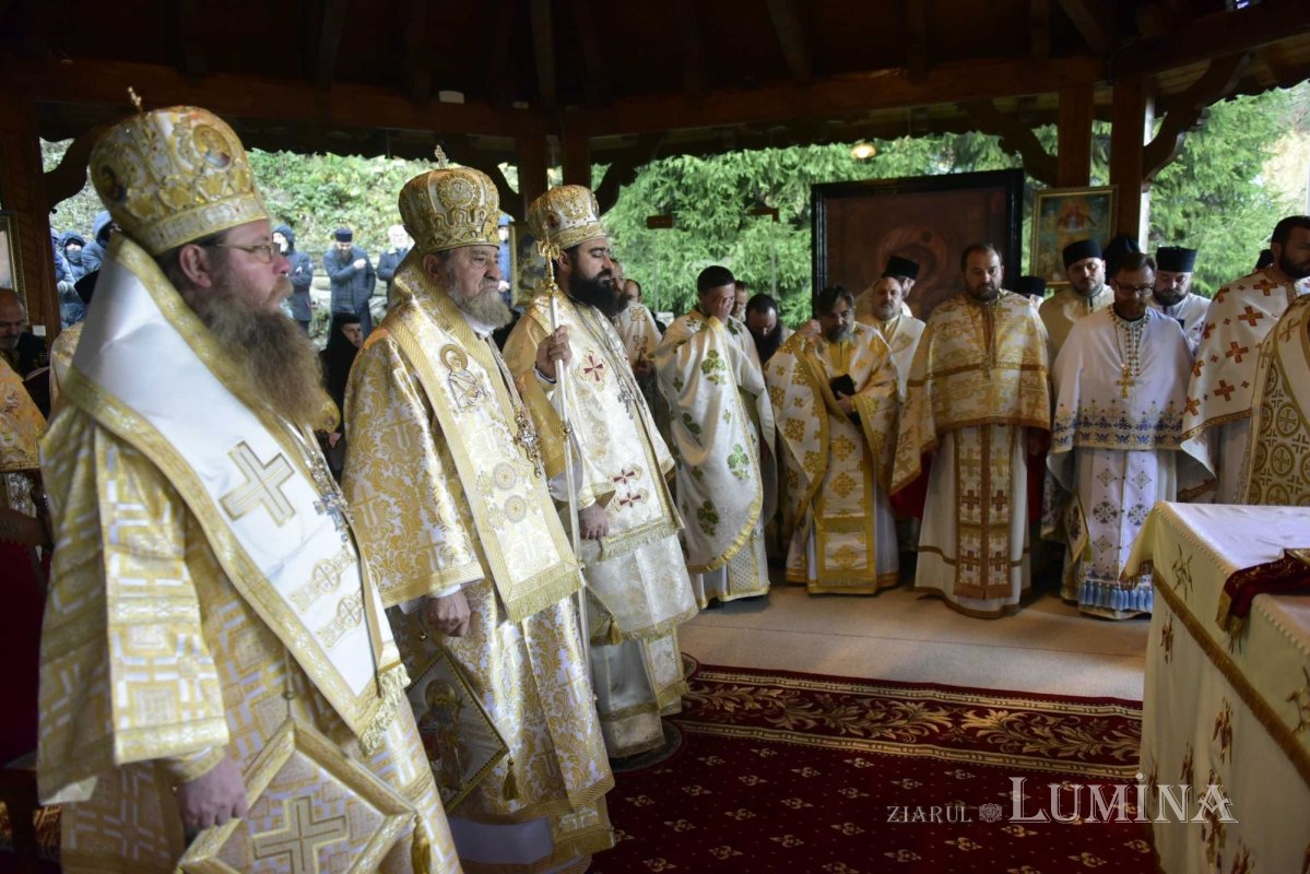 Părintele Arsenie Boca, pomenit la 33 ani de la trecerea în veșnicie 235581