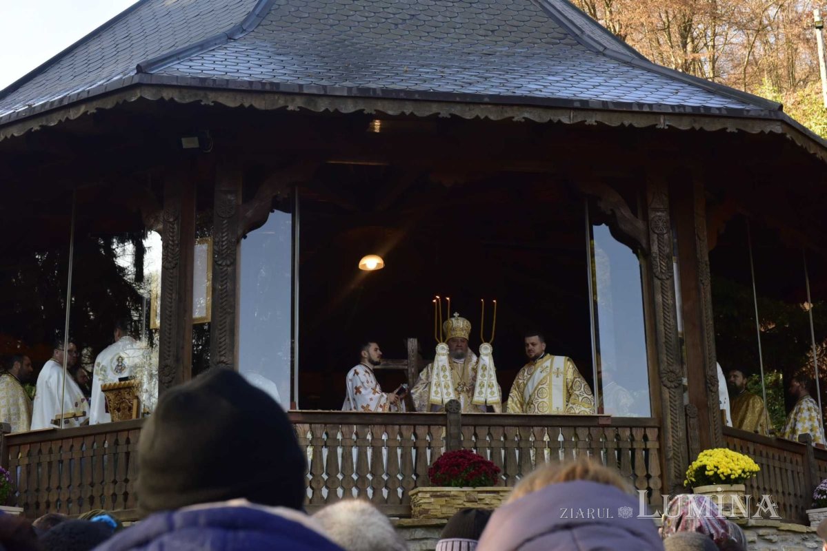 Părintele Arsenie Boca, pomenit la 33 ani de la trecerea în veșnicie 235586