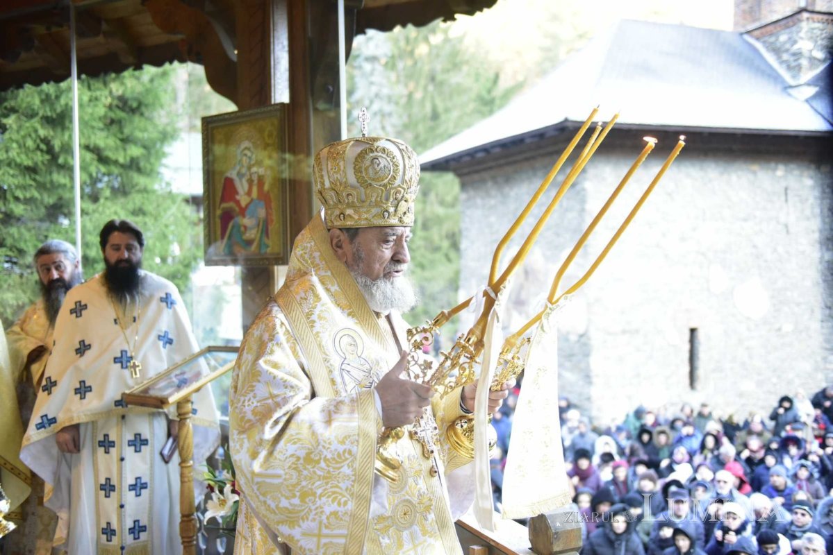 Părintele Arsenie Boca, pomenit la 33 ani de la trecerea în veșnicie 235587