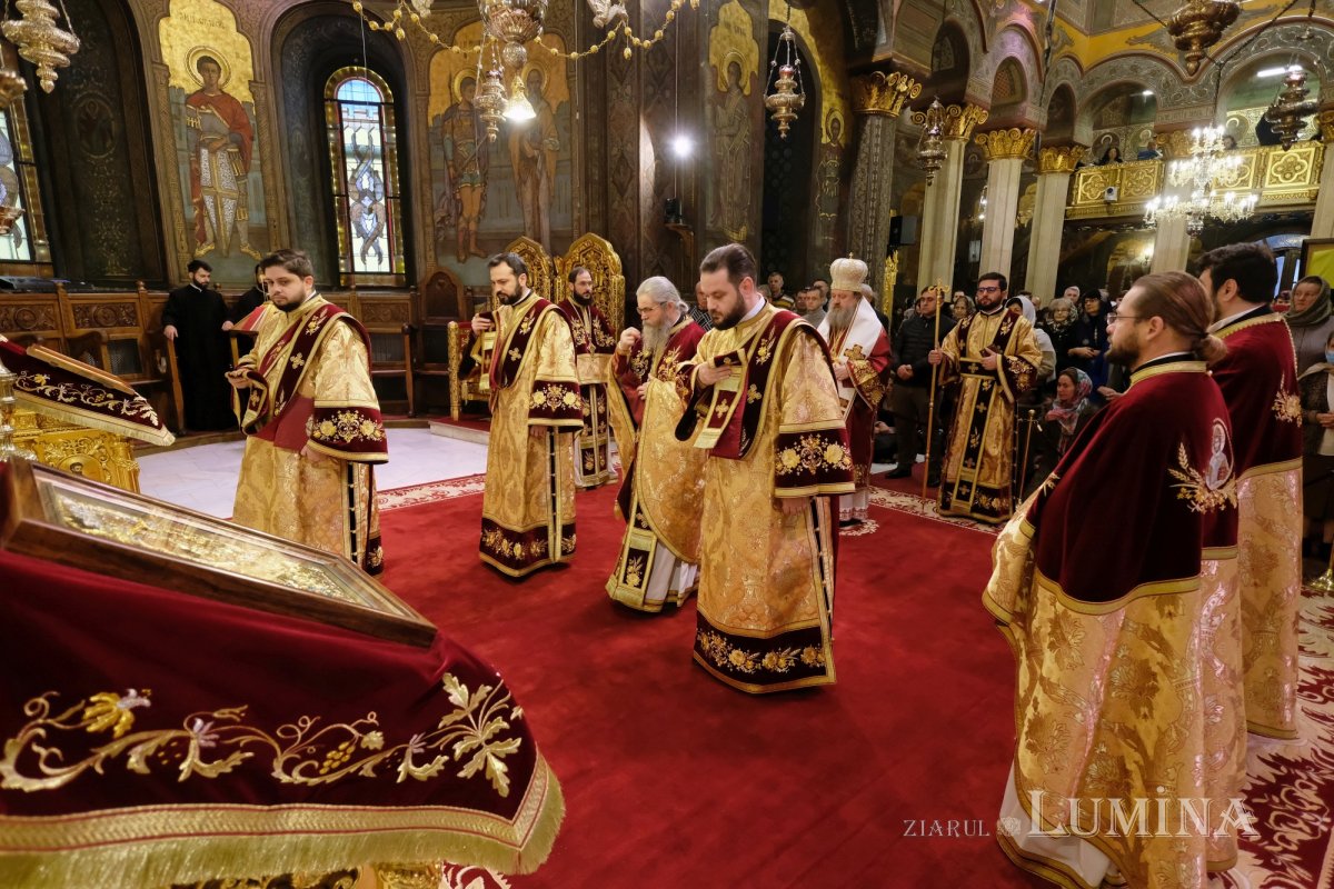 Apostolul românilor cinstit la Catedrala Patriarhală 235673