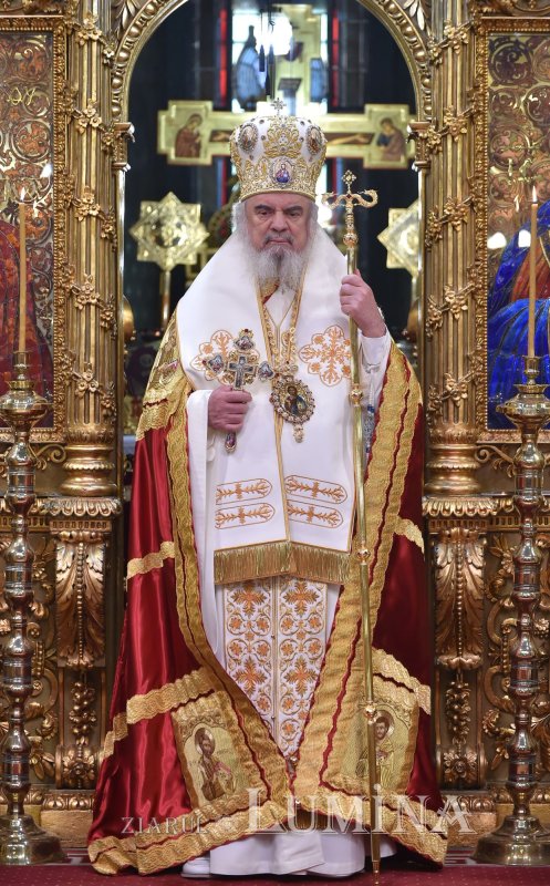 Patriarhul României a săvârşit Te Deum-ul de Ziua Naţională 235895