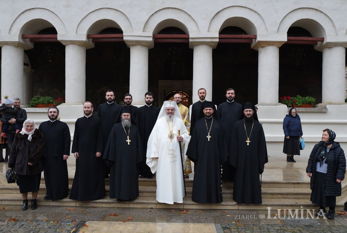 Patriarhul României a săvârşit Te Deum-ul de Ziua Naţională 235898