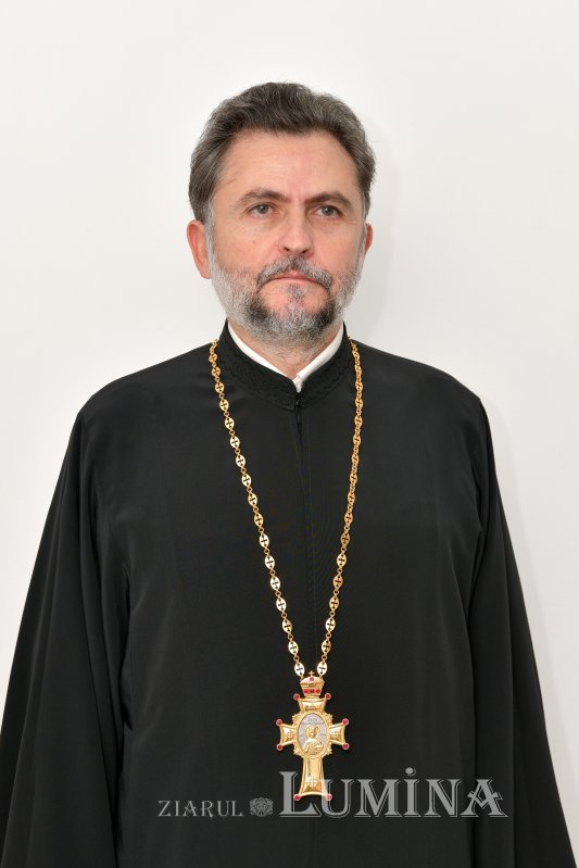 Un nou consilier patriarhal în cadrul Sectorului Relații bisericești, interreligioase și comunități bisericești externe 235948