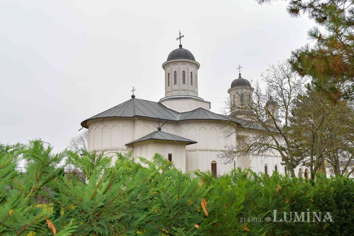 Sfântul Cuvios Gheorghe, sărbătorit la Mănăstirea Cernica 236047