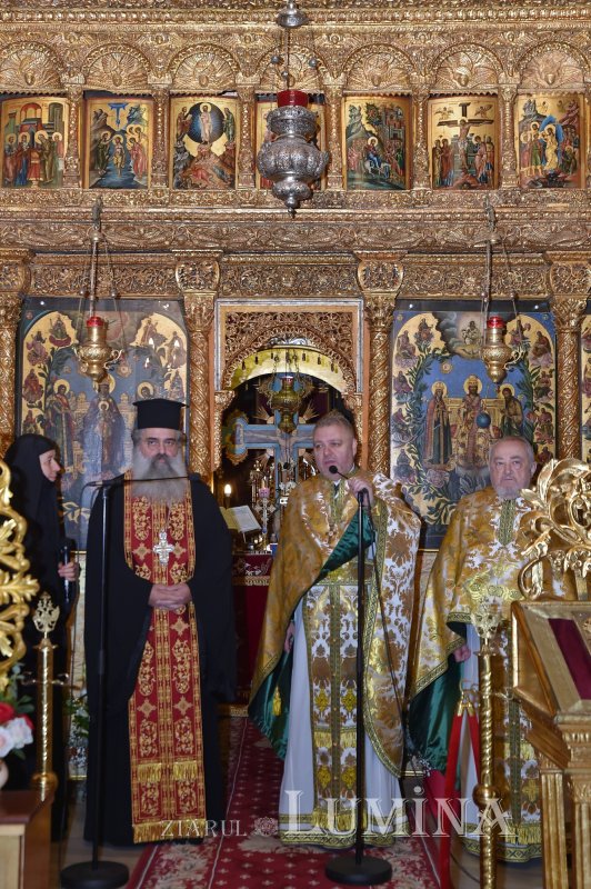 Brâul Maicii Domnului a ajuns la Biserica „Sfântul Gheorghe”-Nou din Capitală 236091