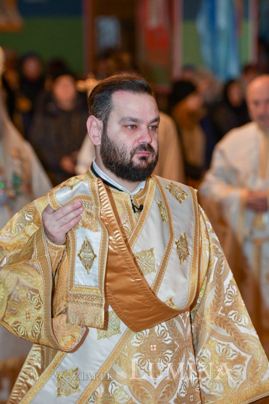 Rugăciune și pomenire la Parohia „Sfânta Vineri”- Drumul Taberei 236591