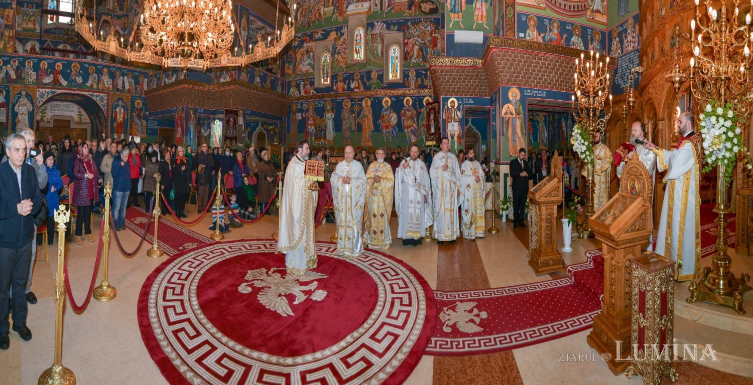 Rugăciune și pomenire la Parohia „Sfânta Vineri”- Drumul Taberei 236606