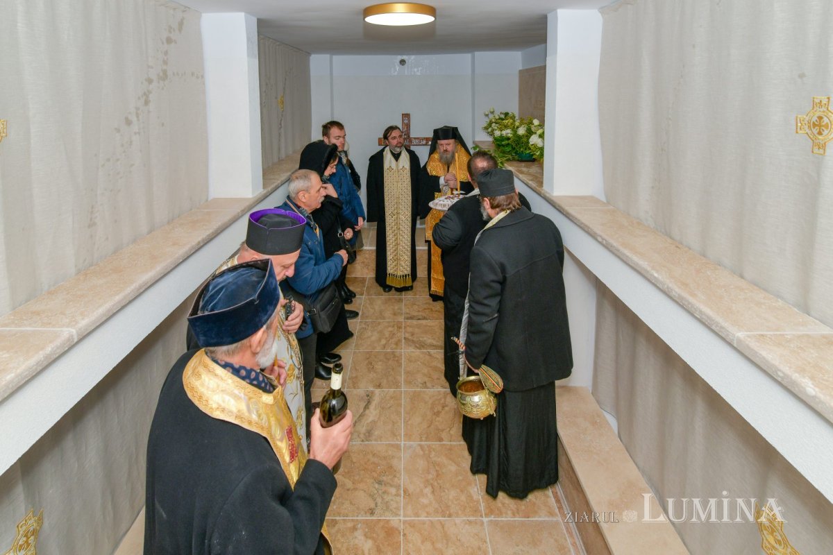 Rugăciune și pomenire la Parohia „Sfânta Vineri”- Drumul Taberei 236624