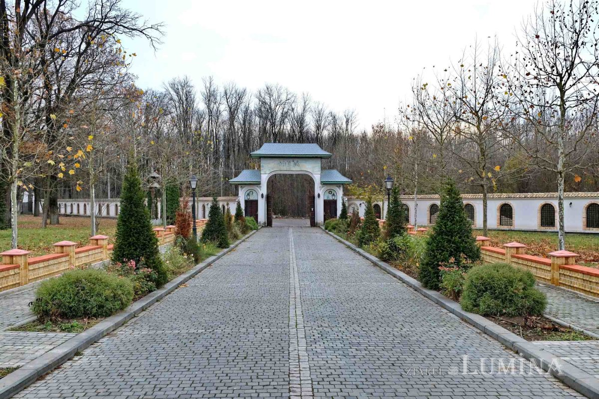 Sub protecția Sfântului Nicolae la Mănăstirea Sitaru 236438