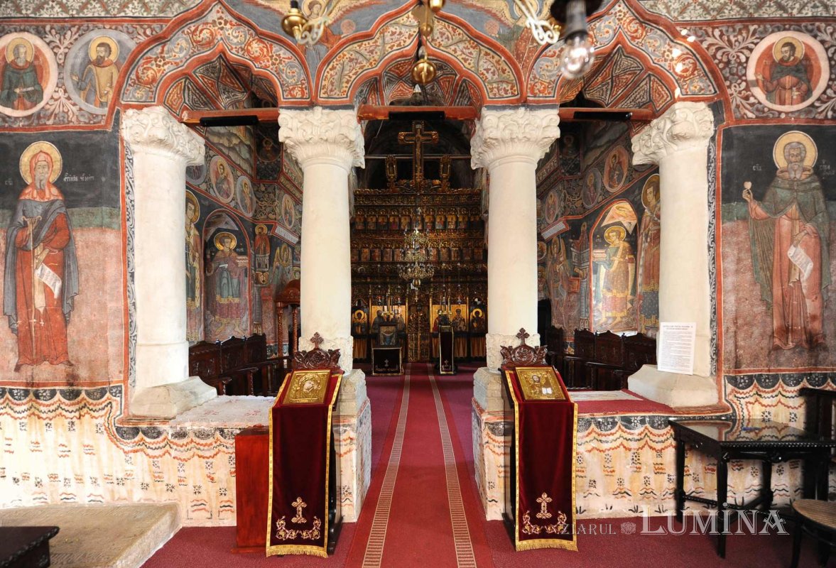 Sub protecția Sfântului Nicolae la Mănăstirea Sitaru 236449