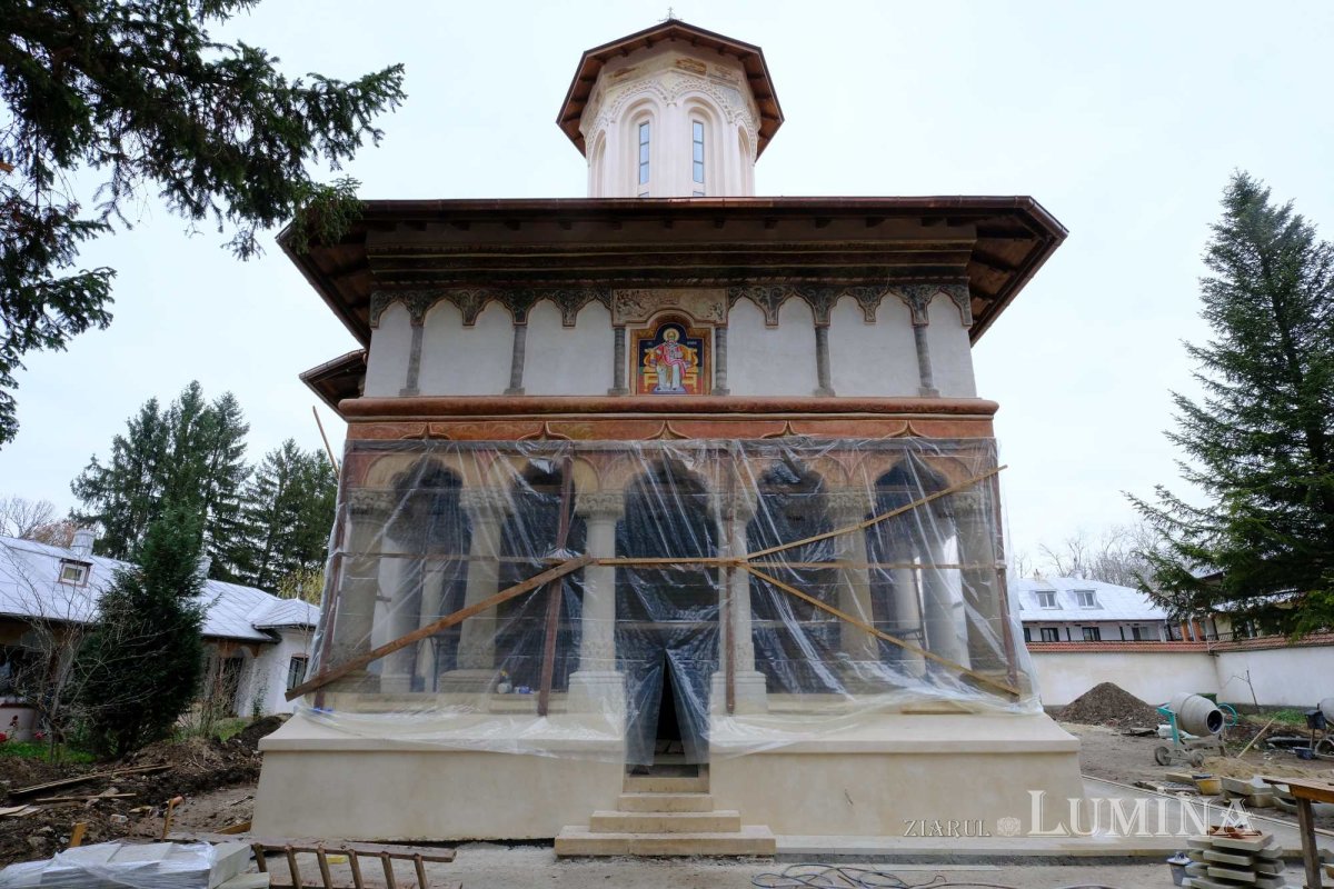 Sub protecția Sfântului Nicolae la Mănăstirea Sitaru 236456