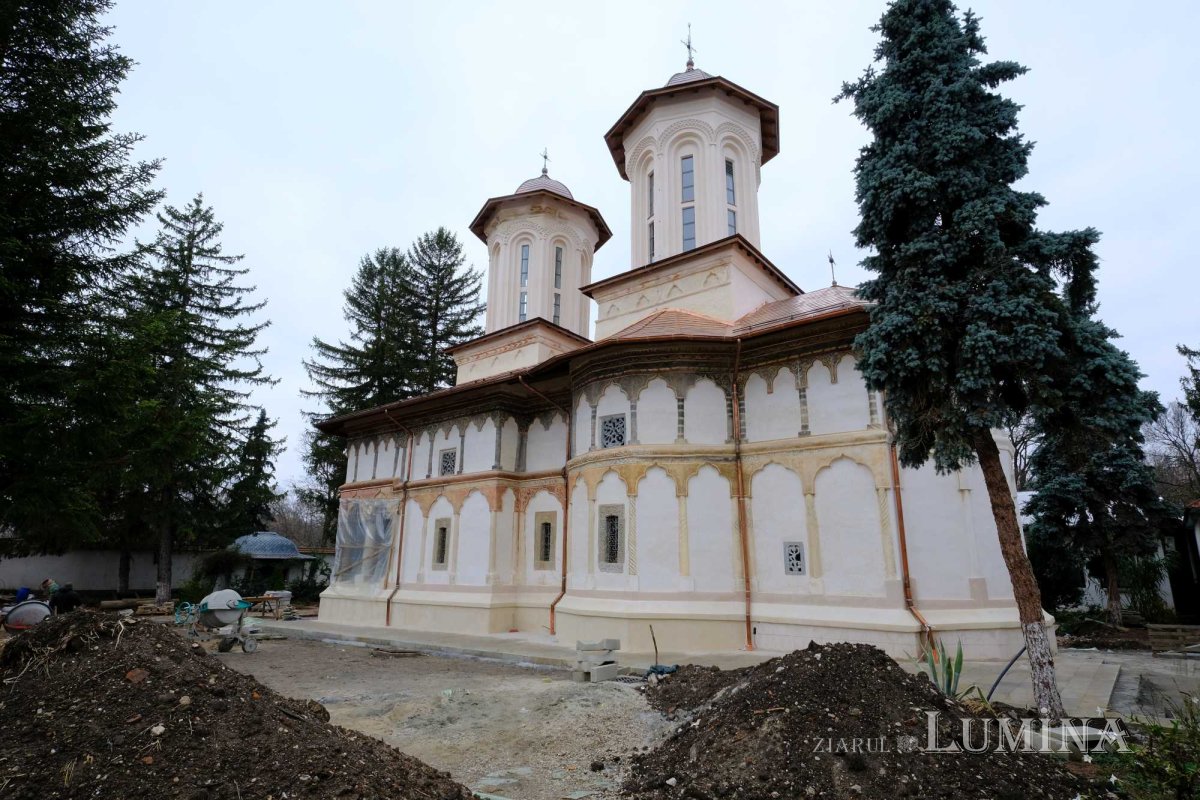 Sub protecția Sfântului Nicolae la Mănăstirea Sitaru 236459