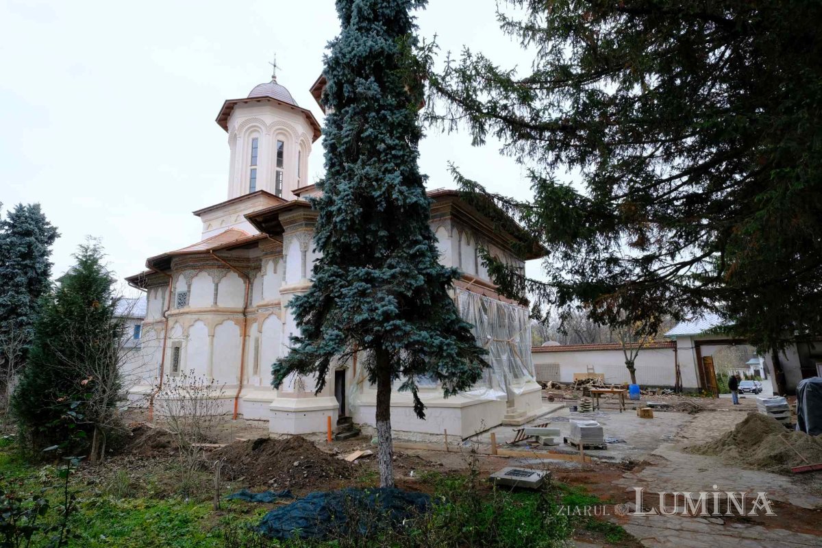 Sub protecția Sfântului Nicolae la Mănăstirea Sitaru 236461