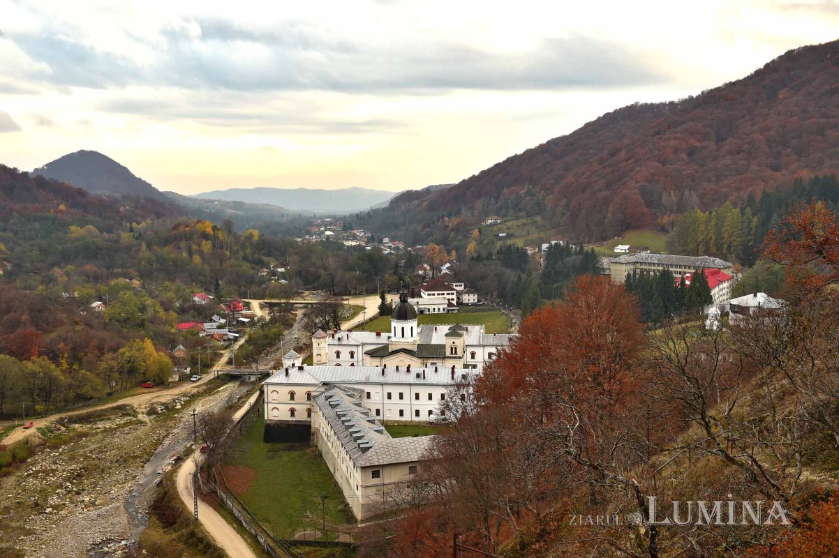 Fotografii artistice ale Publicațiilor Lumina 236932