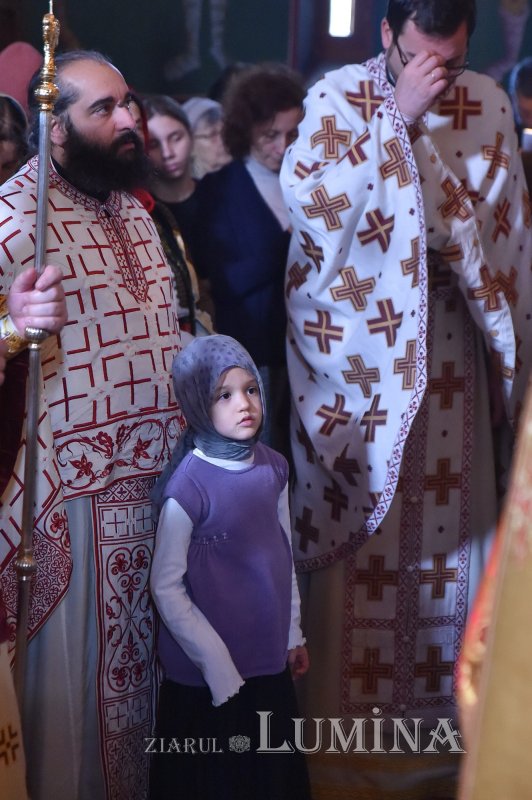 Întreită bucurie pentru comunitatea Bisericii „Sfântul Grigorie Palama” 237062