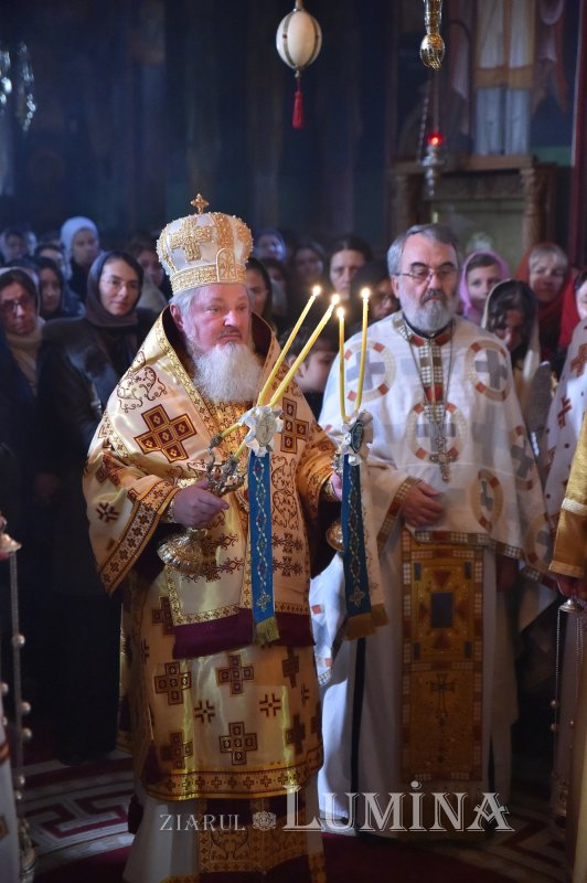 Întreită bucurie pentru comunitatea Bisericii „Sfântul Grigorie Palama” 237064