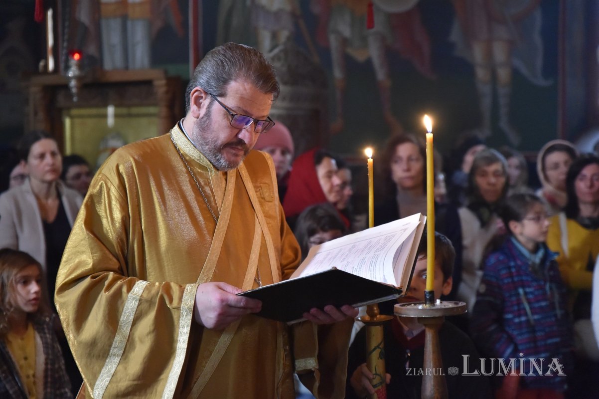 Întreită bucurie pentru comunitatea Bisericii „Sfântul Grigorie Palama” 237067