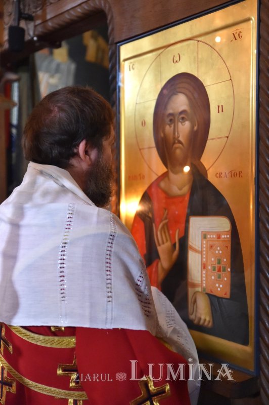 Întreită bucurie pentru comunitatea Bisericii „Sfântul Grigorie Palama” 237074