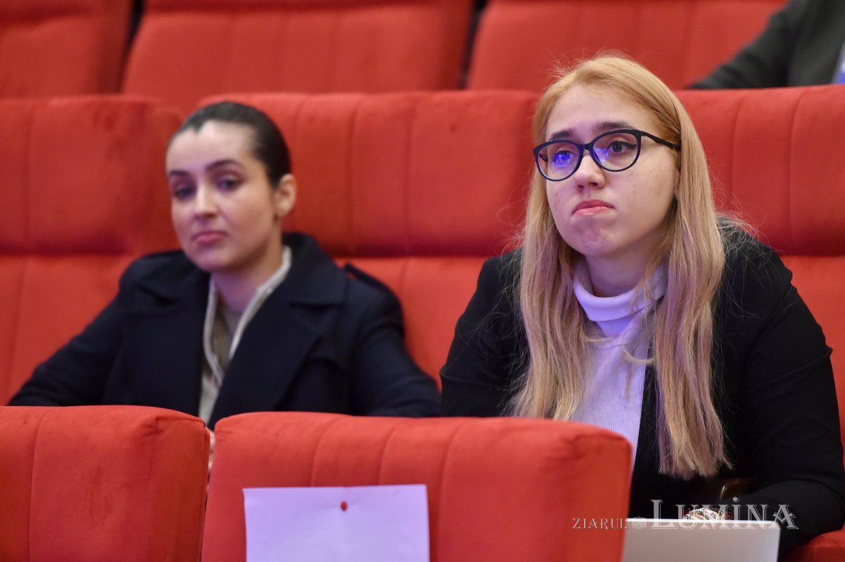 Sesiune de comunicări științifice dedicate patrimoniului național 237249