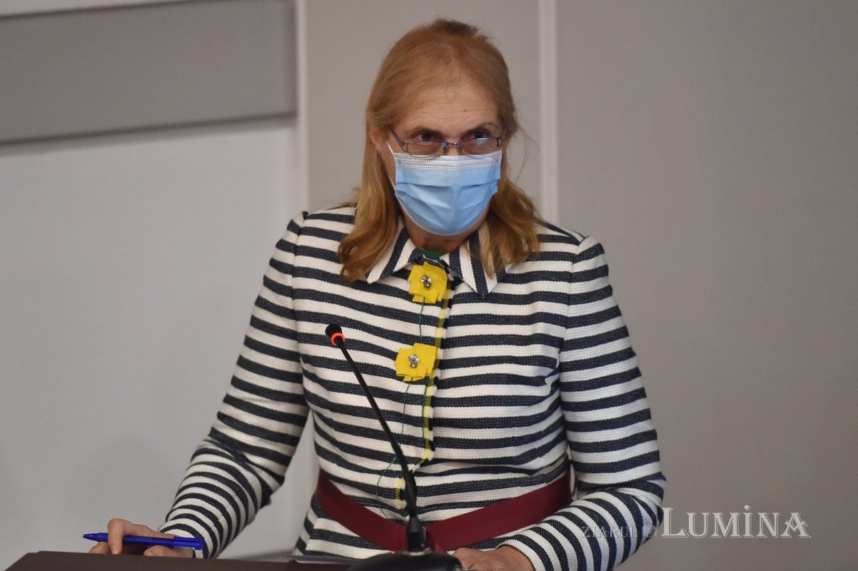 „Publicațiile periodice românești”, la al șaselea volum 237500