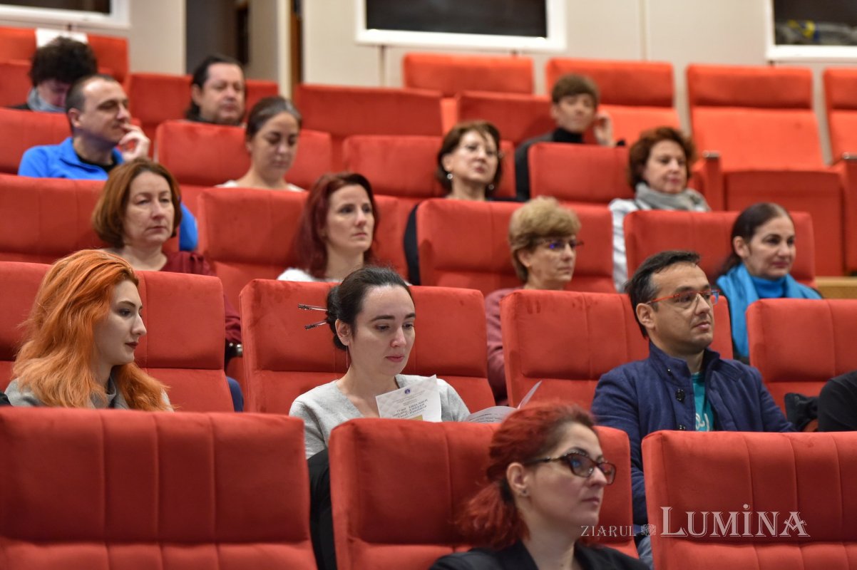 „Publicațiile periodice românești”, la al șaselea volum 237513