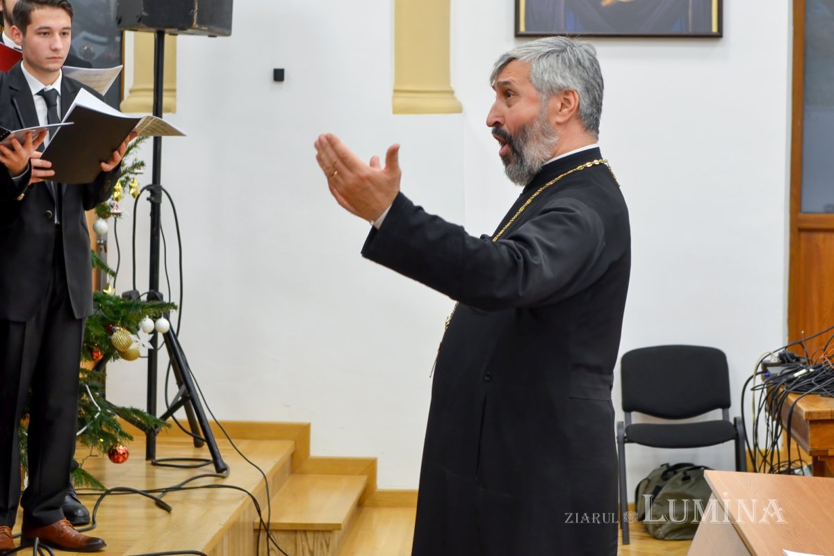 Tradiționalul concert de colinde al Facultății de Teologie Ortodoxă din București 237606