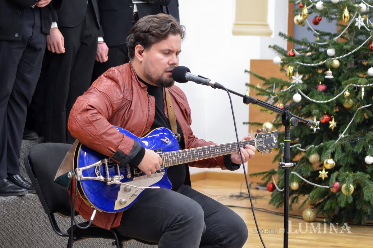 Tradiționalul concert de colinde al Facultății de Teologie Ortodoxă din București 237609