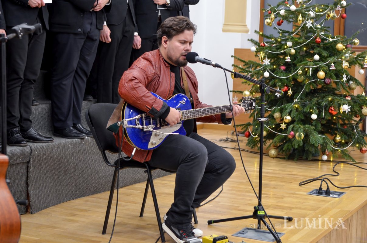 Tradiționalul concert de colinde al Facultății de Teologie Ortodoxă din București 237610