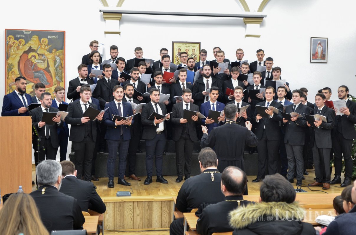 Tradiționalul concert de colinde al Facultății de Teologie Ortodoxă din București 237614
