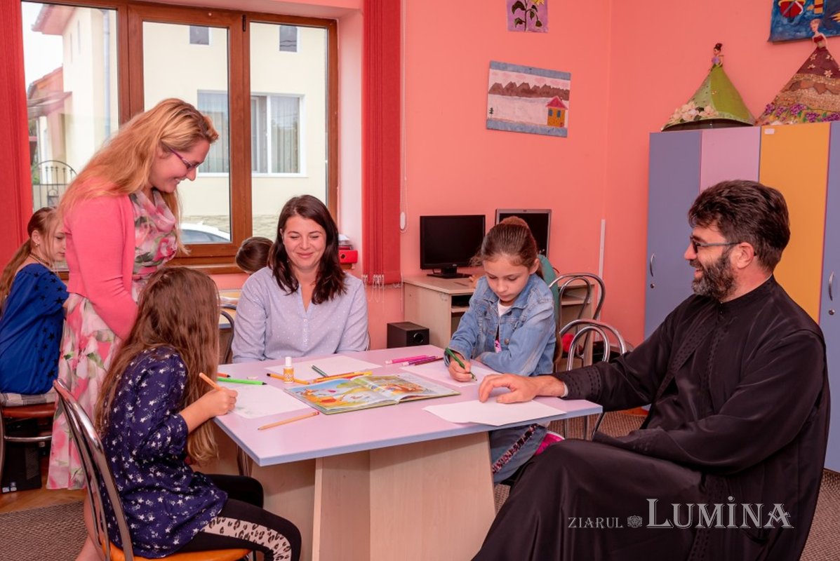 Ocrotire pentru copii la Centrul educaţional „Sfântul Nicolae” din Alba Iulia 237584