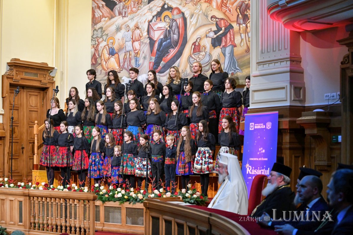 Concertul de colinde „Răsăritul cel de Sus” la Palatul Patriarhiei 237925
