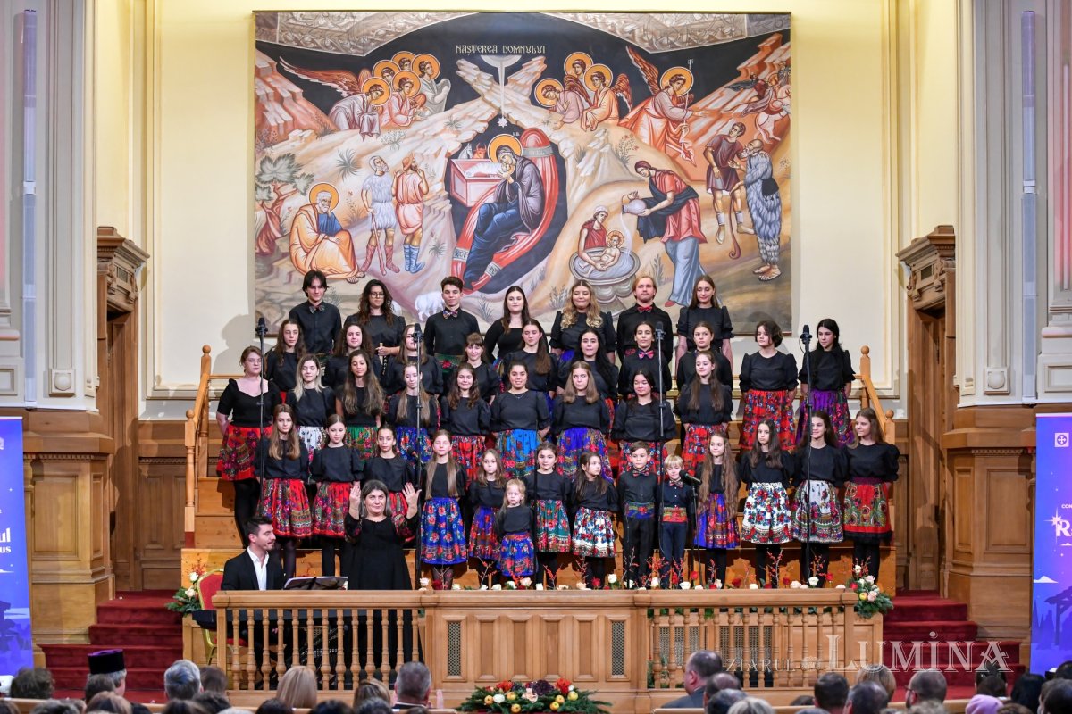 Concertul de colinde „Răsăritul cel de Sus” la Palatul Patriarhiei 237948