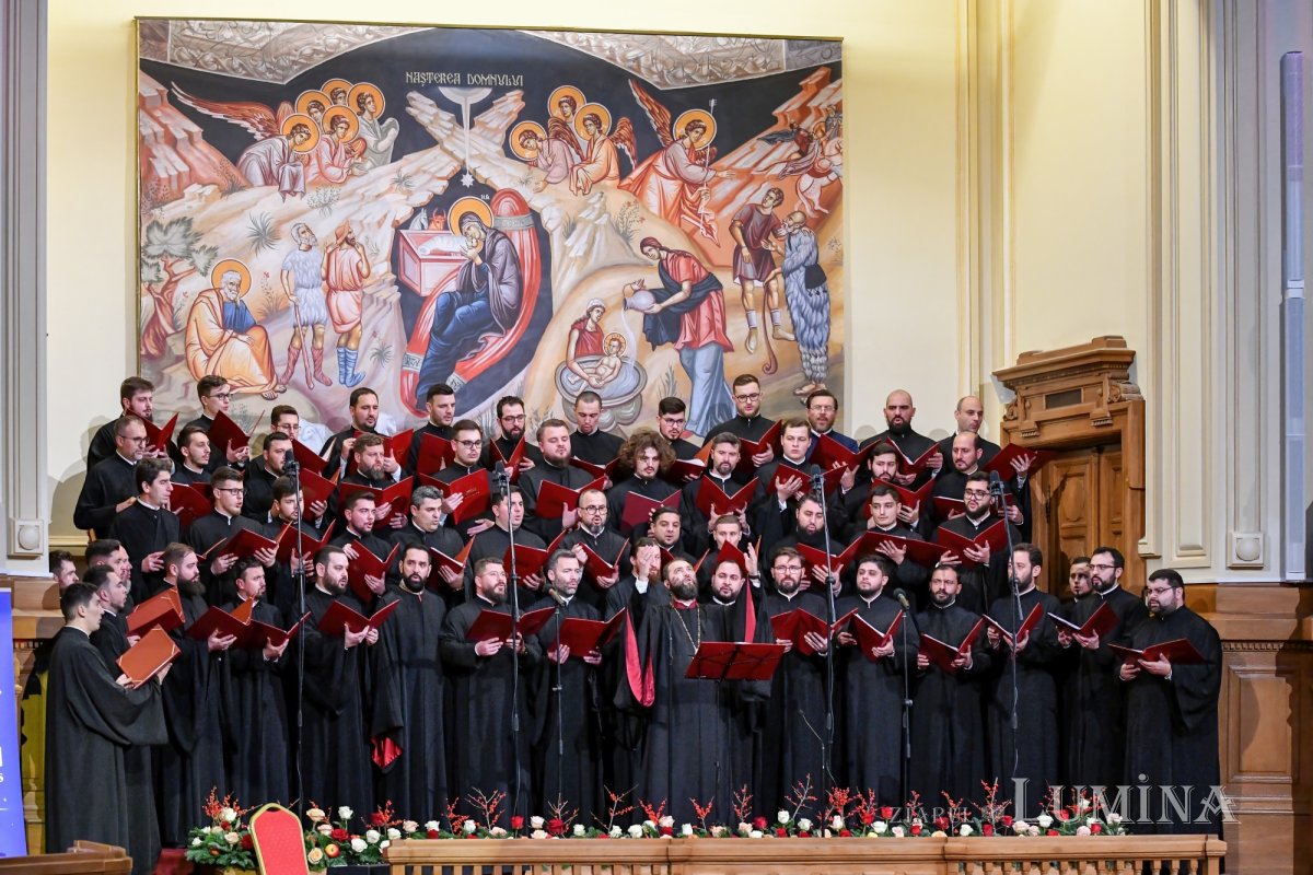 Concertul de colinde „Răsăritul cel de Sus” la Palatul Patriarhiei 237950