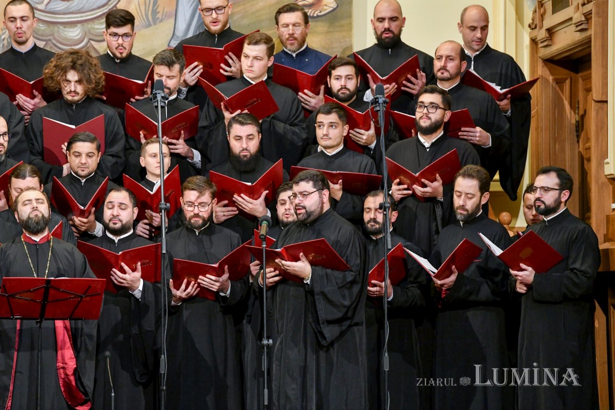Concertul de colinde „Răsăritul cel de Sus” la Palatul Patriarhiei 237955