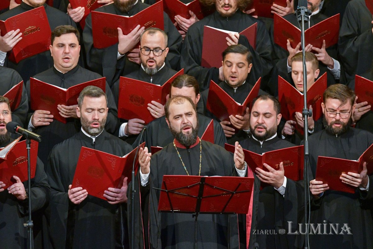 Concertul de colinde „Răsăritul cel de Sus” la Palatul Patriarhiei 237968