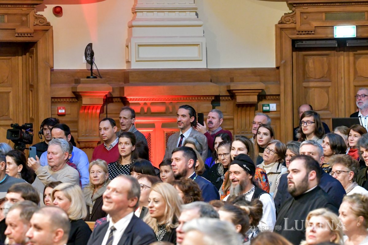 Concertul de colinde „Răsăritul cel de Sus” la Palatul Patriarhiei 237971