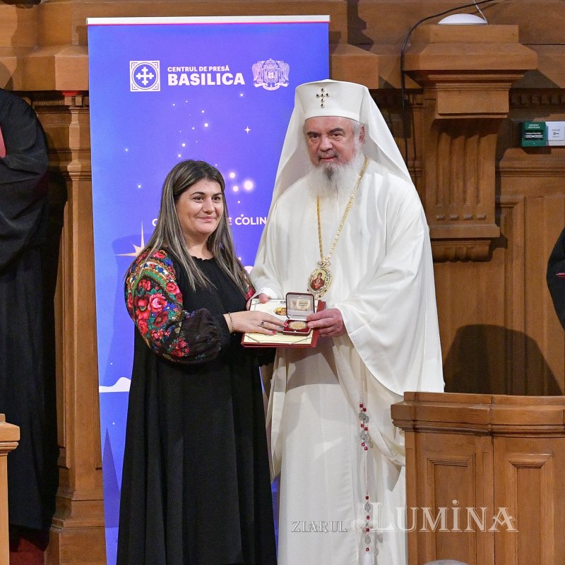 Concertul de colinde „Răsăritul cel de Sus” la Palatul Patriarhiei 237985