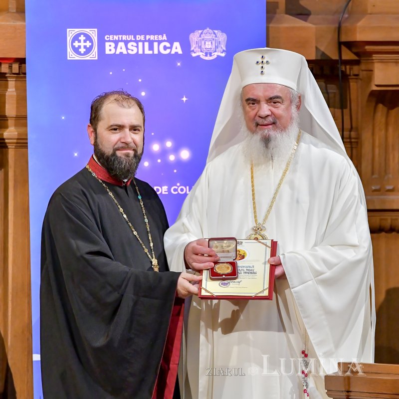 Concertul de colinde „Răsăritul cel de Sus” la Palatul Patriarhiei 237986