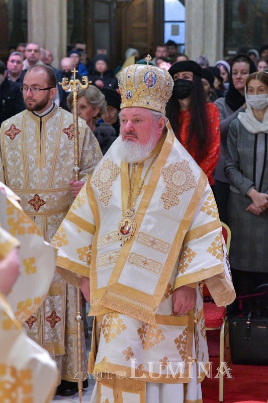 Duminica Sfinţilor Părinţi după trup ai Domnului pe Colina Bucuriei 238025