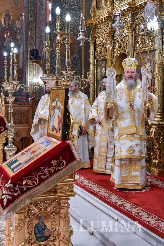 Duminica Sfinţilor Părinţi după trup ai Domnului pe Colina Bucuriei 238034