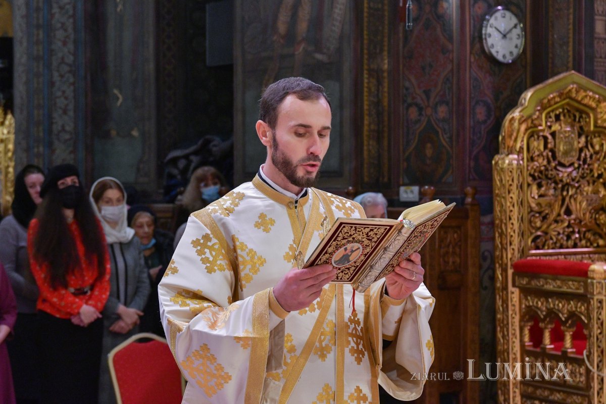 Duminica Sfinţilor Părinţi după trup ai Domnului pe Colina Bucuriei 238037