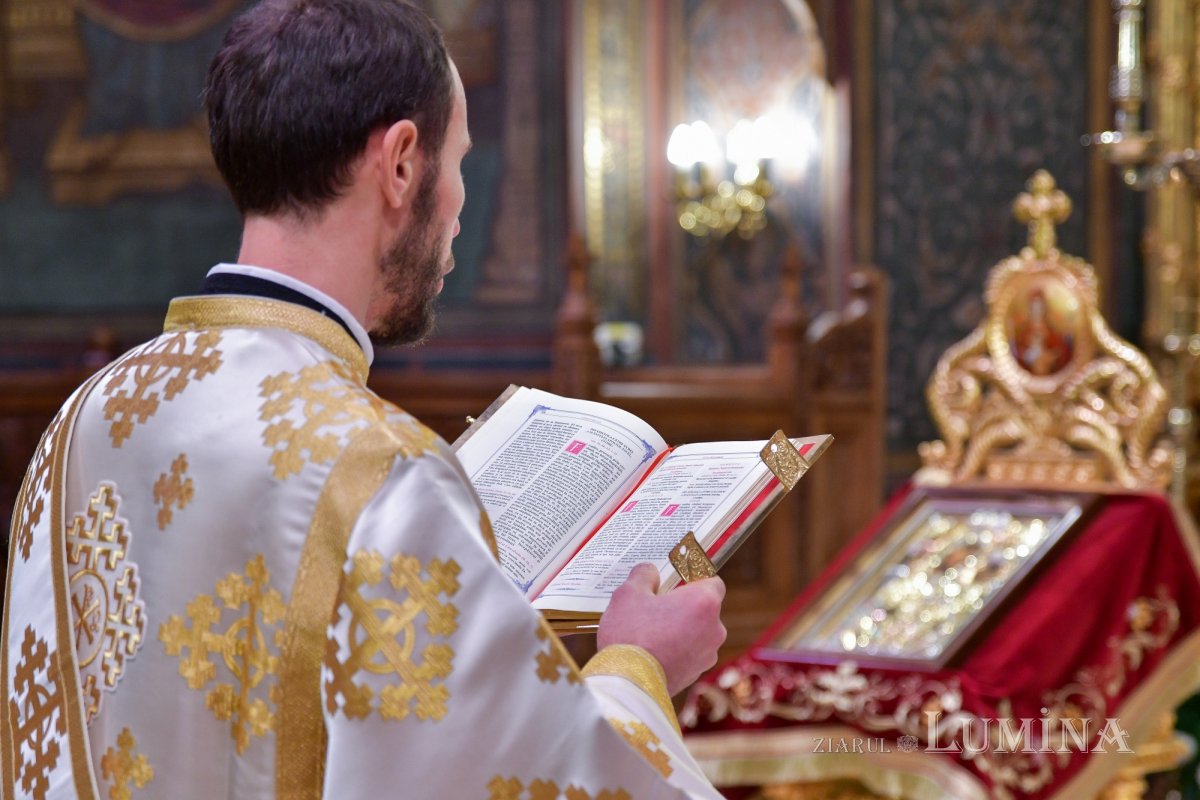 Duminica Sfinţilor Părinţi după trup ai Domnului pe Colina Bucuriei 238041