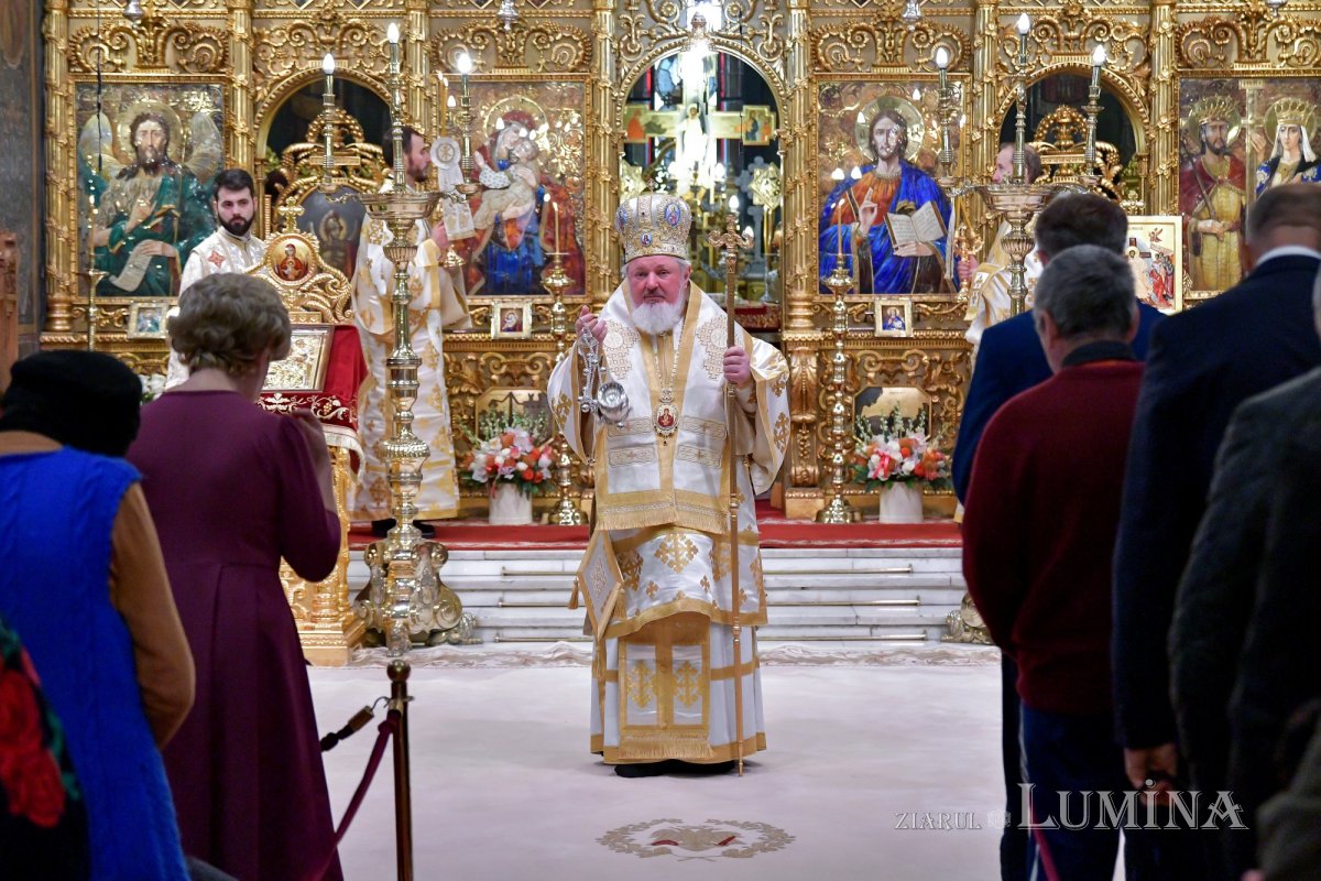 Duminica Sfinţilor Părinţi după trup ai Domnului pe Colina Bucuriei 238050