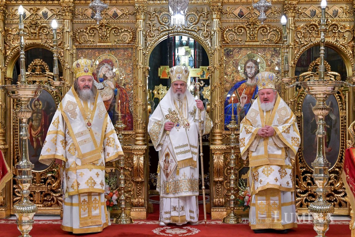 Duminica Sfinţilor Părinţi după trup ai Domnului pe Colina Bucuriei 238062