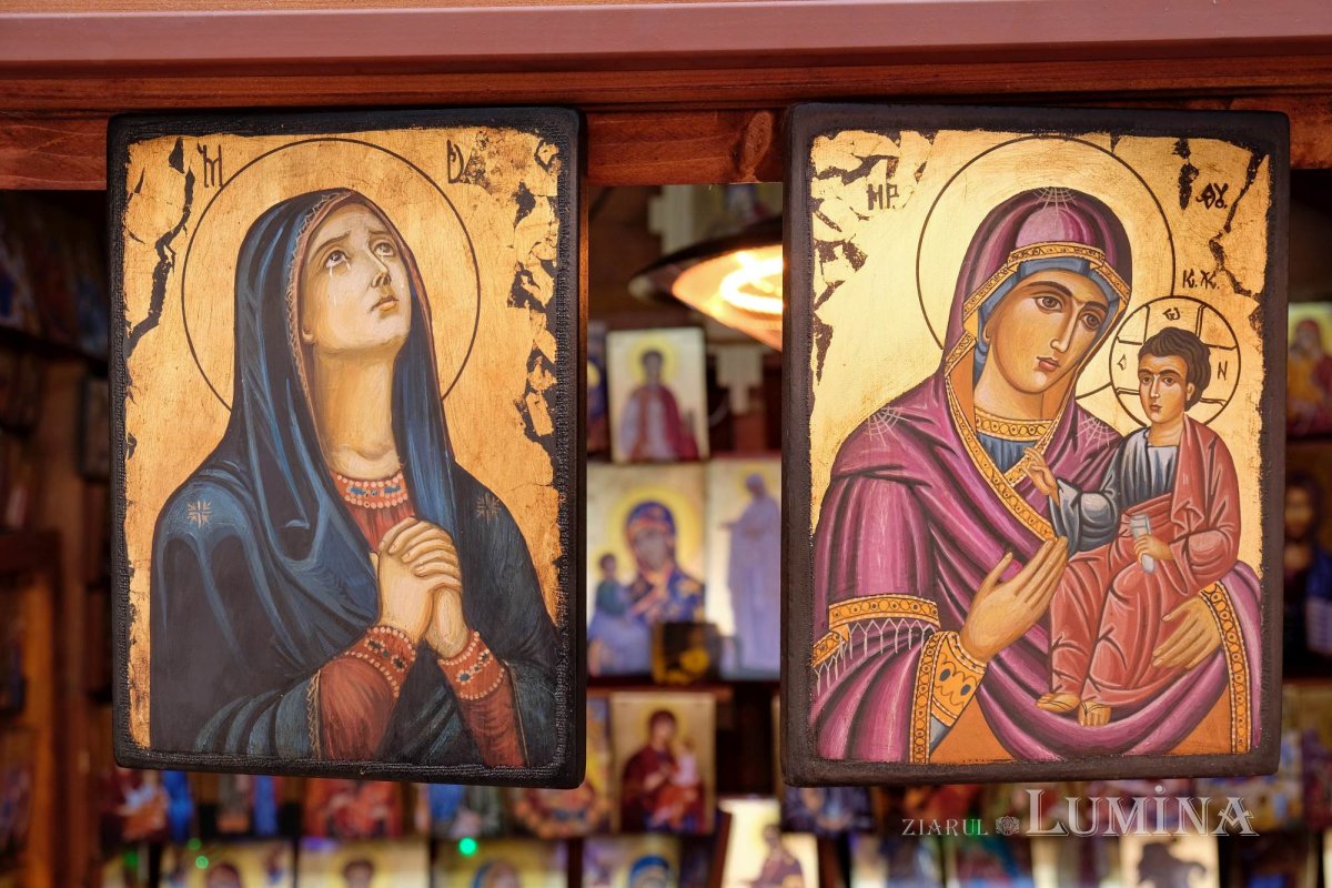 Obiecte tradiționale la Târgul de Crăciun din București 238241