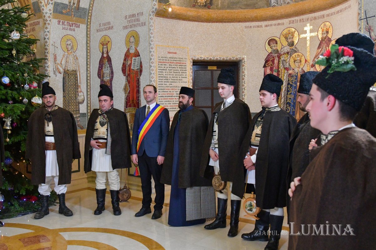 Bucuria Crăciunului vestită prin graiurile copiilor și adulților 238652