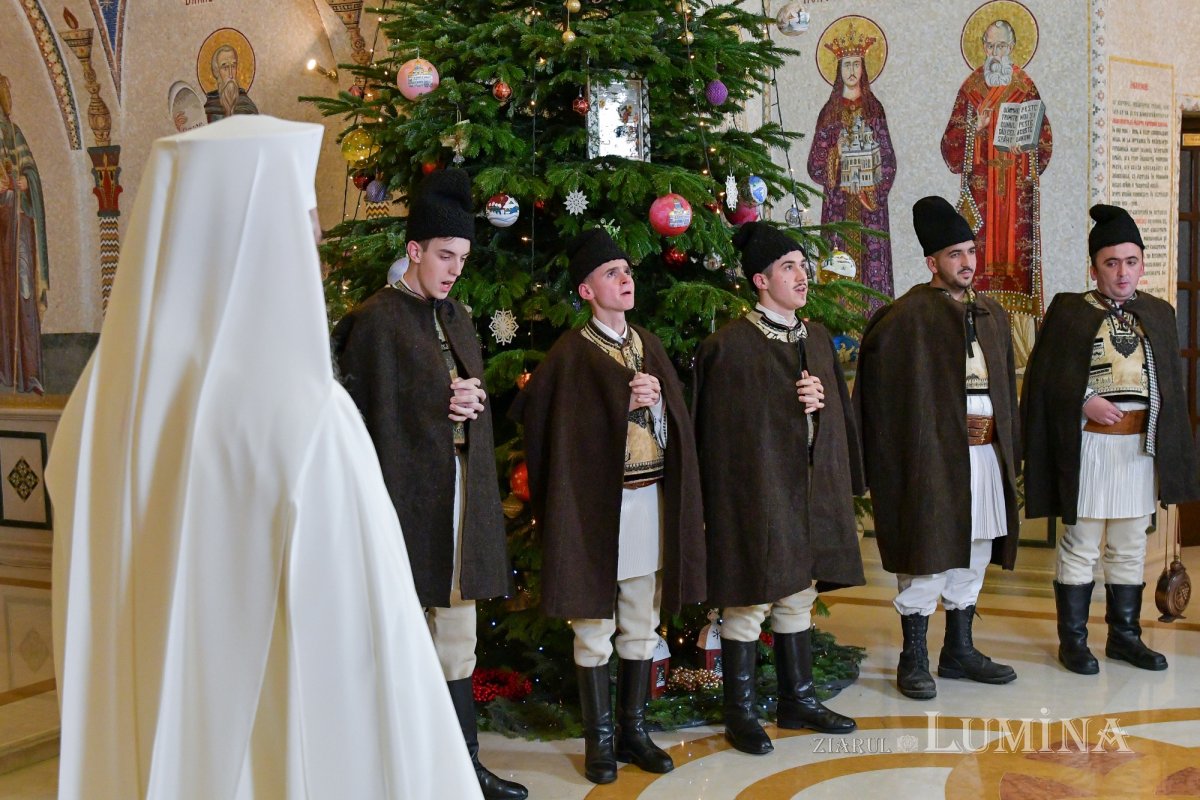 Bucuria Crăciunului vestită prin graiurile copiilor și adulților 238656